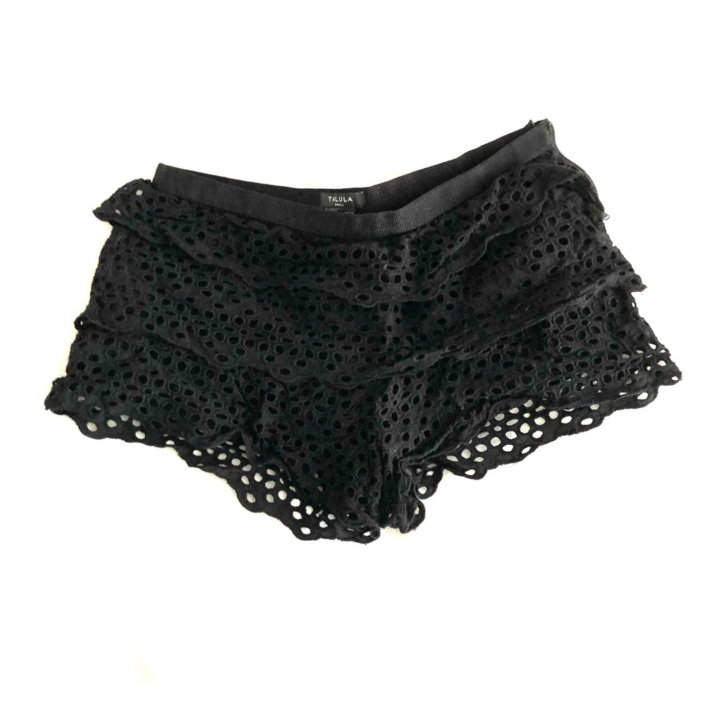 Aritzia Talula shorts